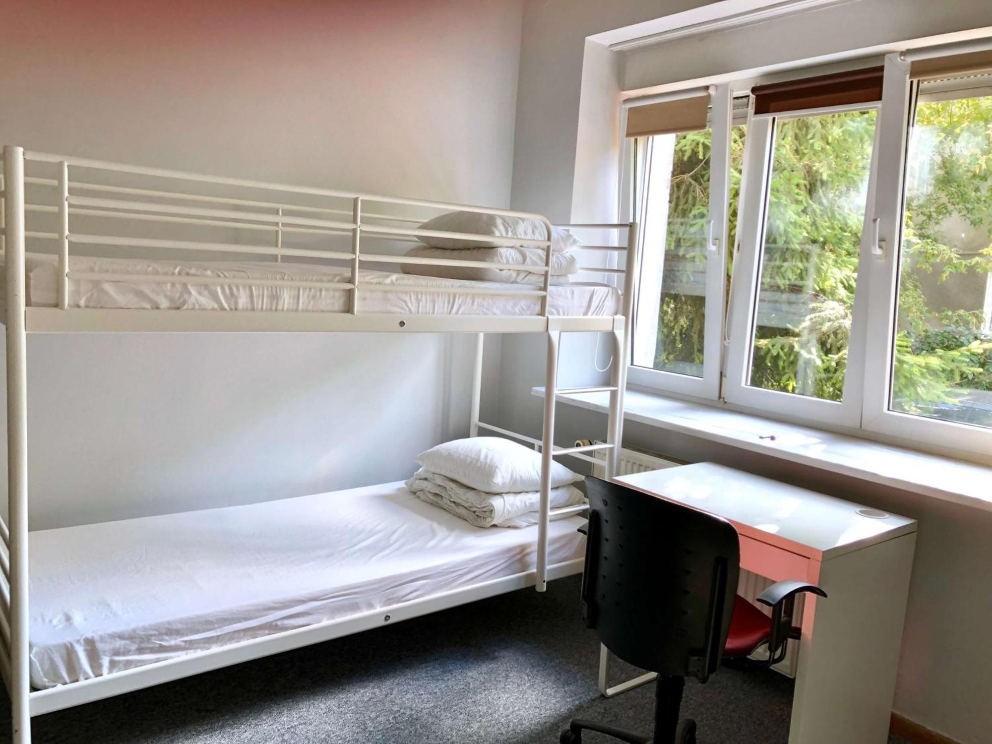 Student-House Kazimierzowska Hostel Warsaw Exterior photo